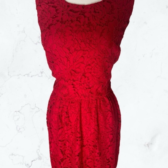 Loft Sleeveless Loft Dress - Picture 2 of 3